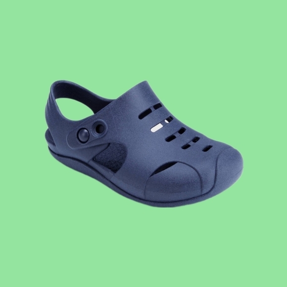 Okabashi Other - Okabashi Carter Sandals Navy 8